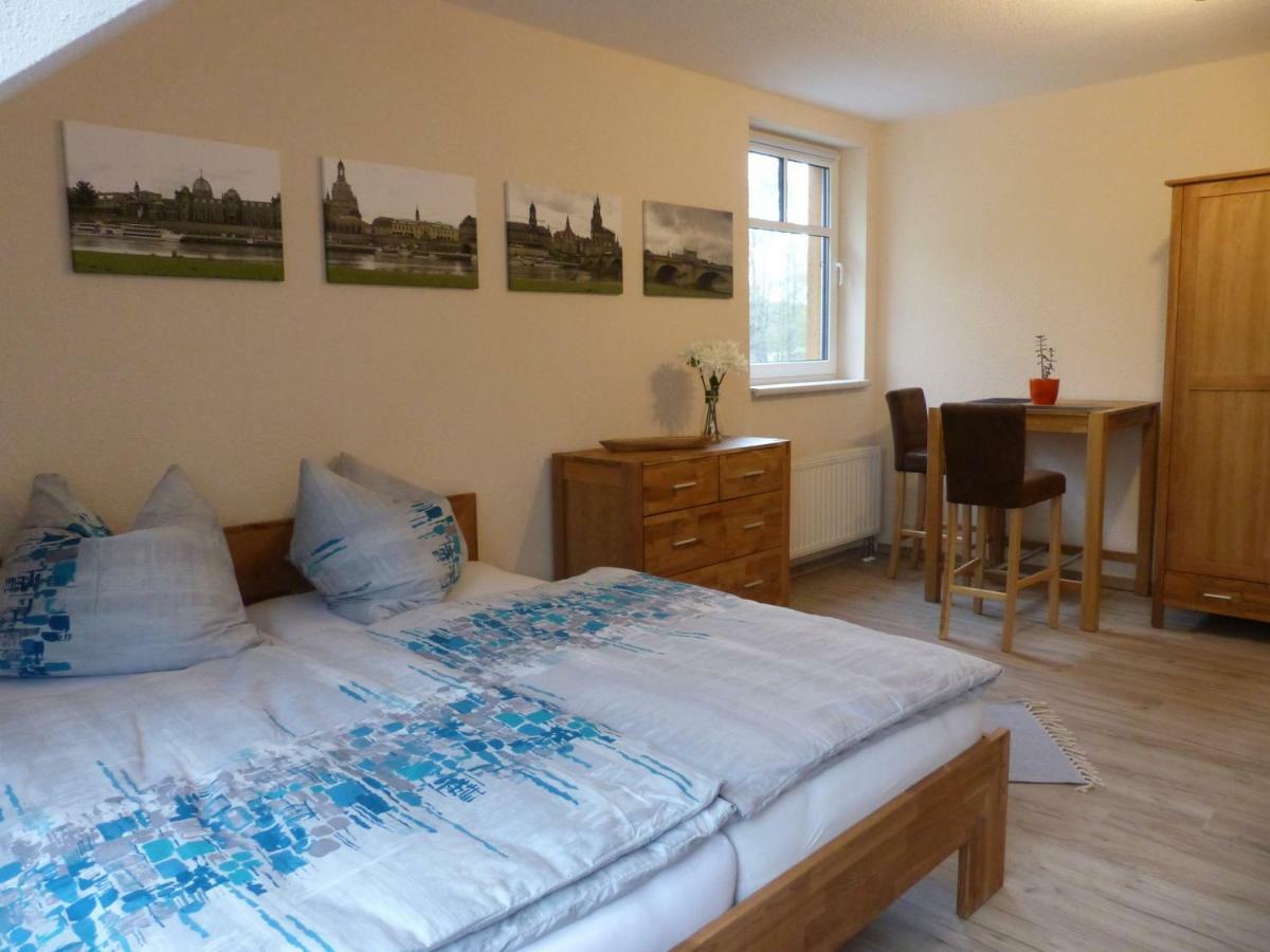 Ferienwohnung Ortrand - Pension Exteriör bild