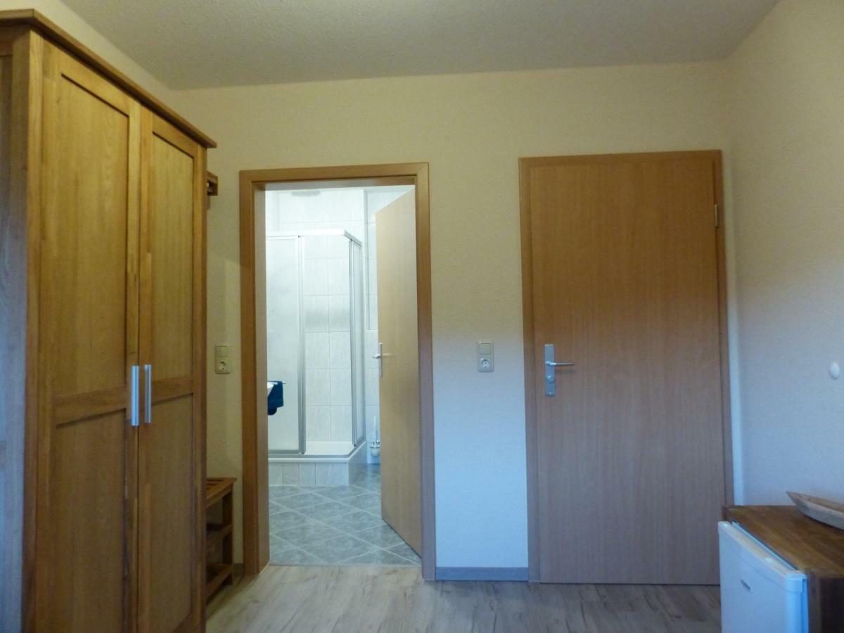 Ferienwohnung Ortrand - Pension Exteriör bild
